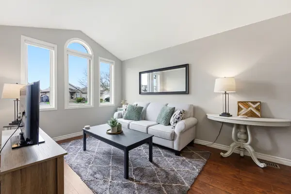 55 Anastasia CRES, Brantford, ON N3P 2A9