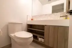 319 Javis ST #4917, Toronto C08, ON M5B 0C8