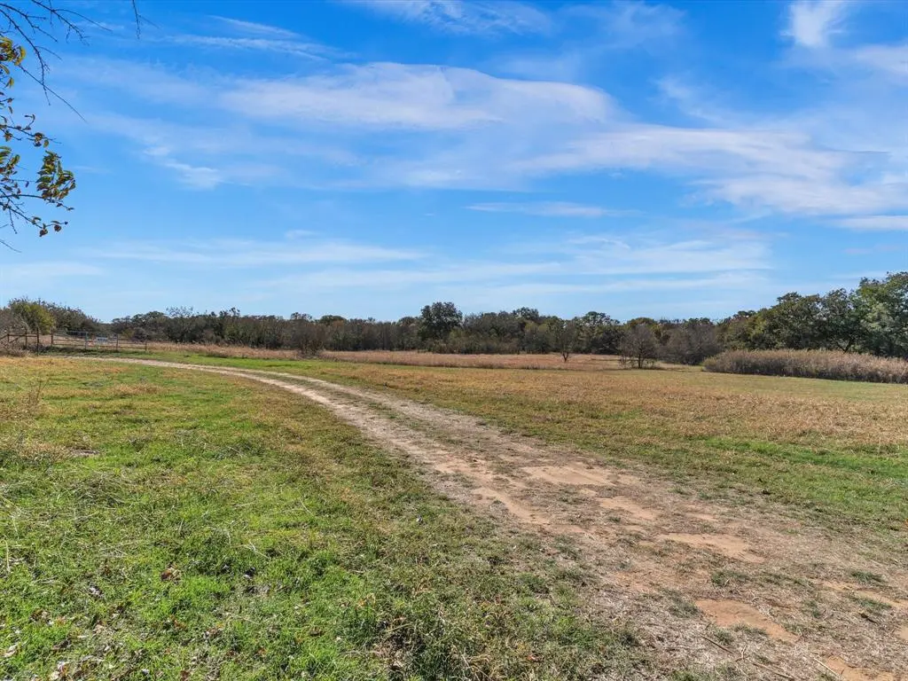 6334 Barrel Springs Road, Nocona, TX 76255