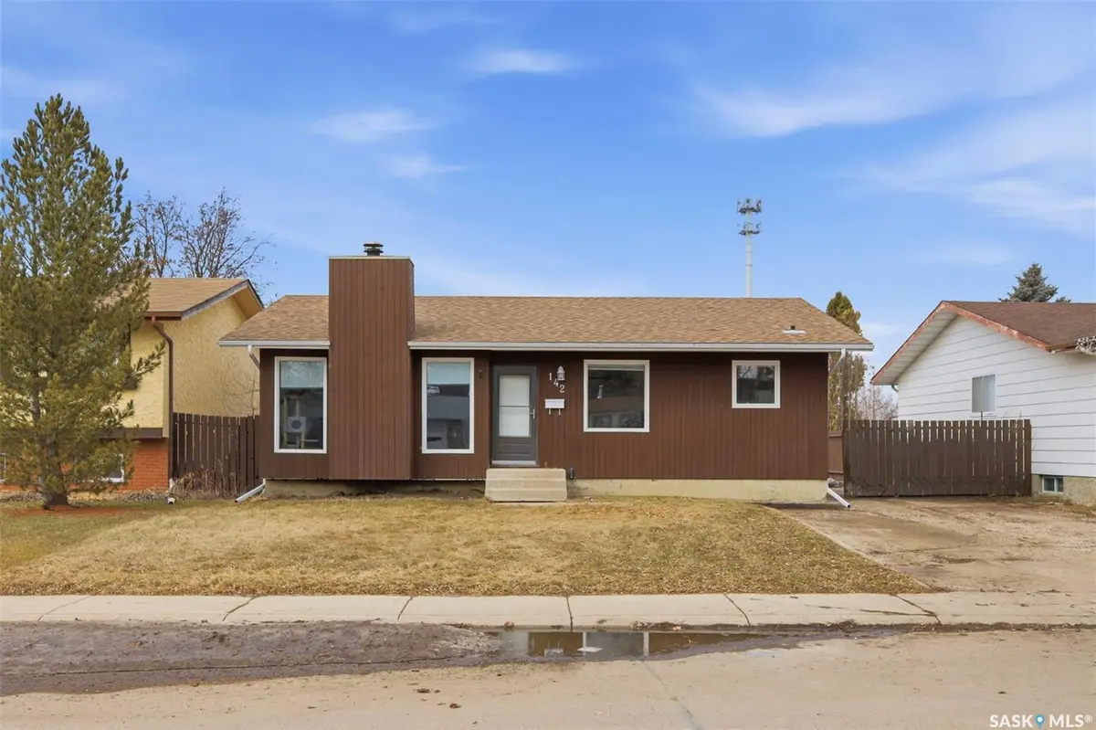 142 Heise CRESCENT, Saskatoon, SK S7M 4V3