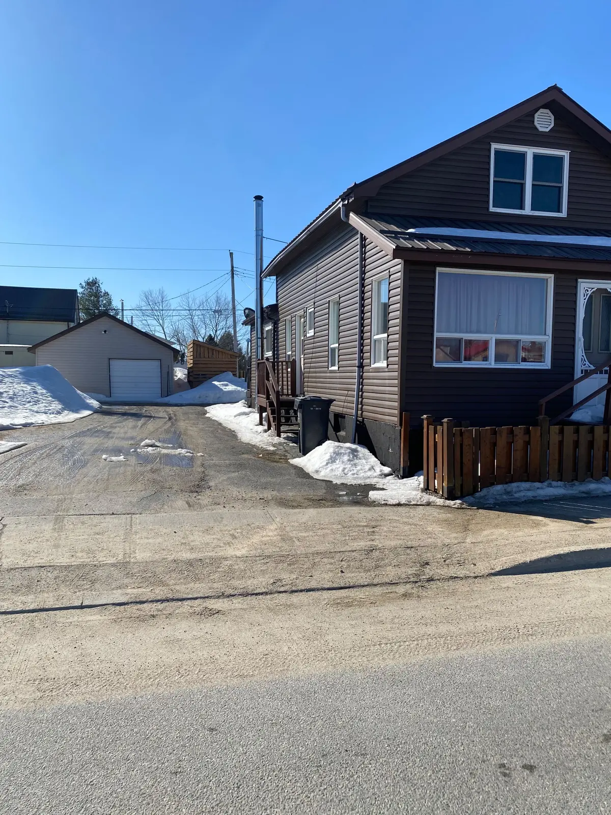 361 Ambridge DR, Iroquois Falls, ON P0K 1G0