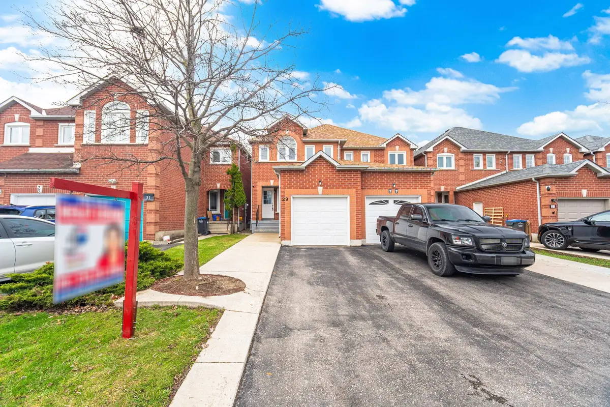 29 Piane AVE, Brampton, ON L6Y 4X8