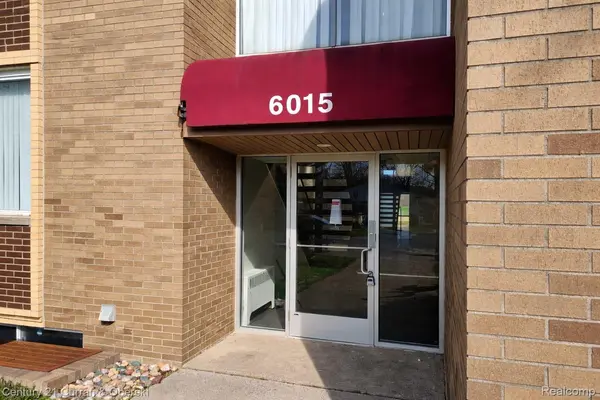 6015 SOUTHFIELD RD #6, Detroit, MI 48228