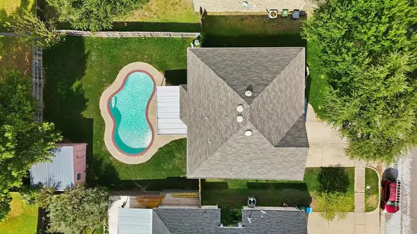 7604 Amsterdam Lane, Arlington, TX 76002