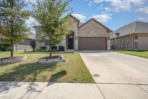 516 Maverick Street,  Anna,  TX 75409