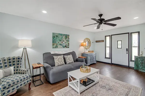 210 Davis Ranch Road, Alvarado, TX 76009