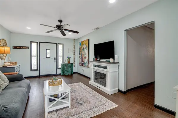 210 Davis Ranch Road, Alvarado, TX 76009