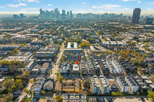 2011 N Prairie Avenue #2011, Dallas, TX 75204