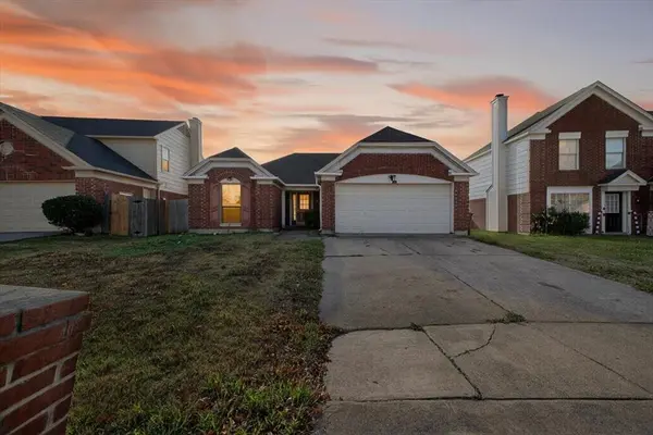 920 Danforth Place, Arlington, TX 76017