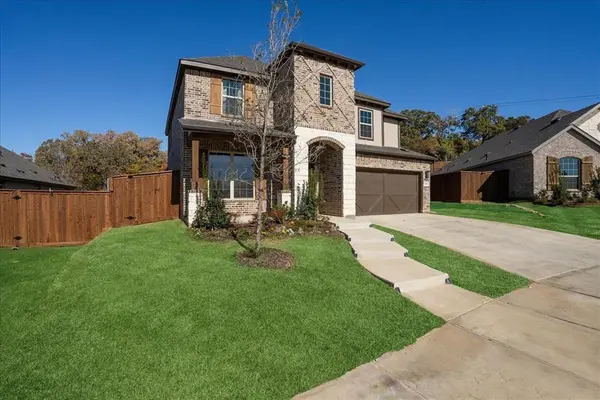 7045 Pecan Glen Place, Fort Worth, TX 76120