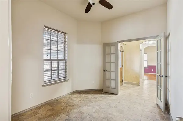 1749 Potomac Drive, Burleson, TX 76028