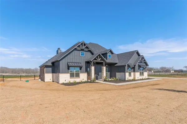 6717 Odom Road, Sanger, TX 76266