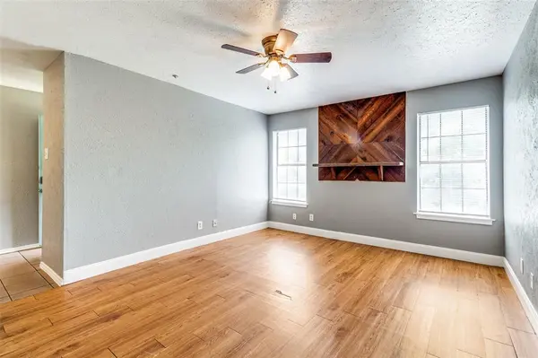 2354 Little Pocket Road #B, Dallas, TX 75228