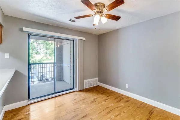 2354 Little Pocket Road #B, Dallas, TX 75228