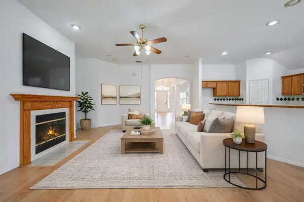 304 Mimosa Drive, Murphy, TX 75094