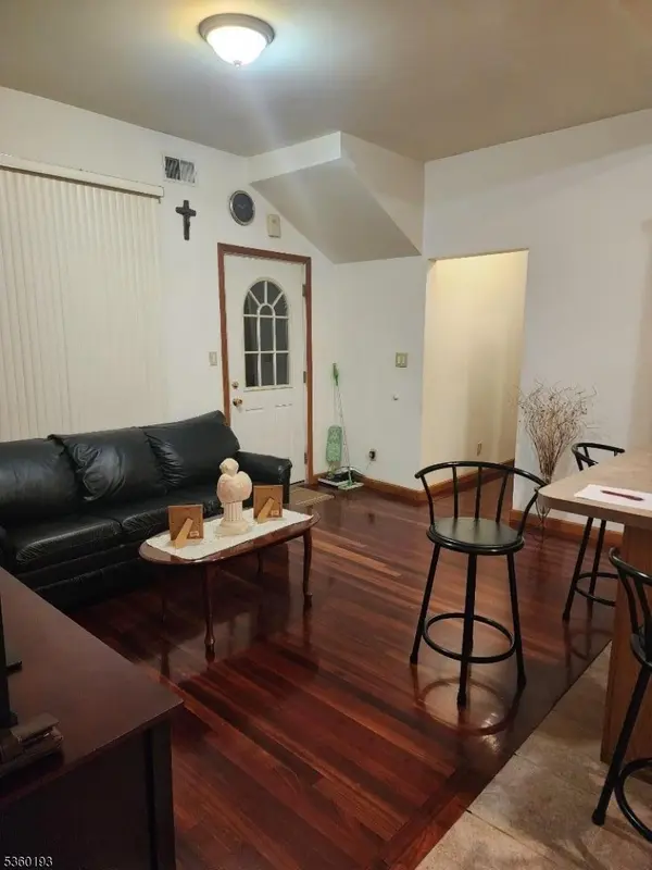 20 Harrison St, Nutley Twp., NJ 07110