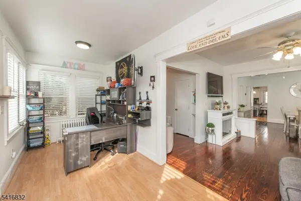 153 Orchard St, Elmwood Park Boro, NJ 07407