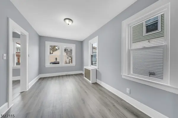 54 Thomas St, Bloomfield Twp., NJ 07003