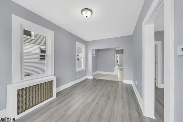 54 Thomas St, Bloomfield Twp., NJ 07003