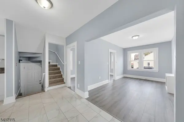 54 Thomas St, Bloomfield Twp., NJ 07003