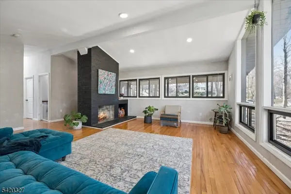 2 Audubon Dr, Denville Twp., NJ 07834