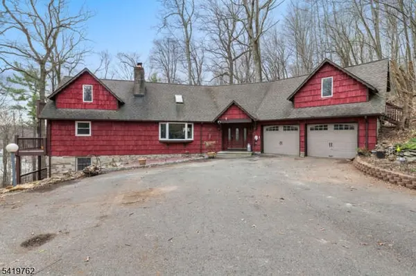 56 Cliff Road, West Milford Twp., NJ 07480