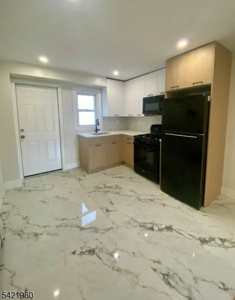 323 Rutherford Ave #1, Franklin Boro, NJ 07416