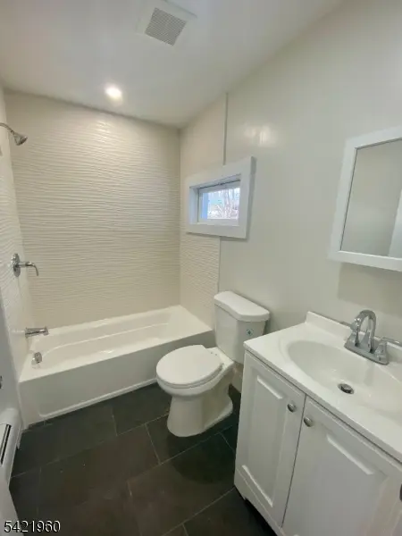 323 Rutherford Ave #1, Franklin Boro, NJ 07416