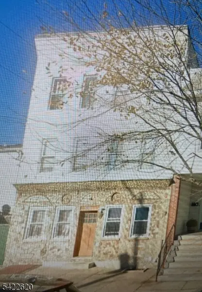 161 Verona Ave #3-R, Newark City, NJ 07104