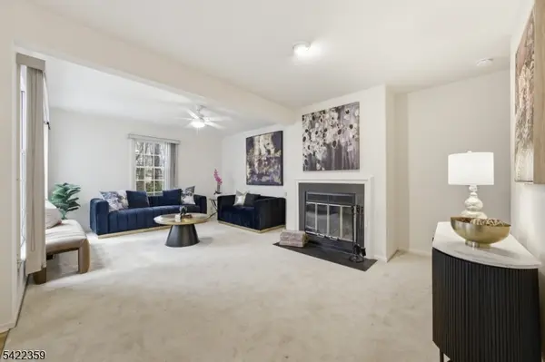 14 Arthurs Court, Berkeley Heights Twp., NJ 07922