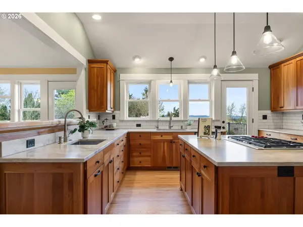 4112 ORCHARD WAY, Lake Oswego, OR 97035