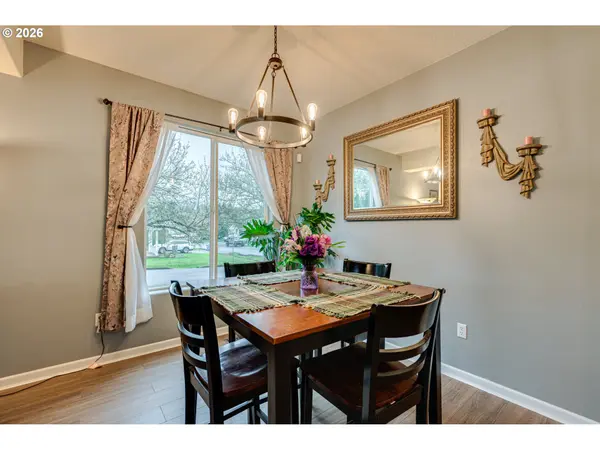 329 S SPRUCE AVE, Yacolt, WA 98675