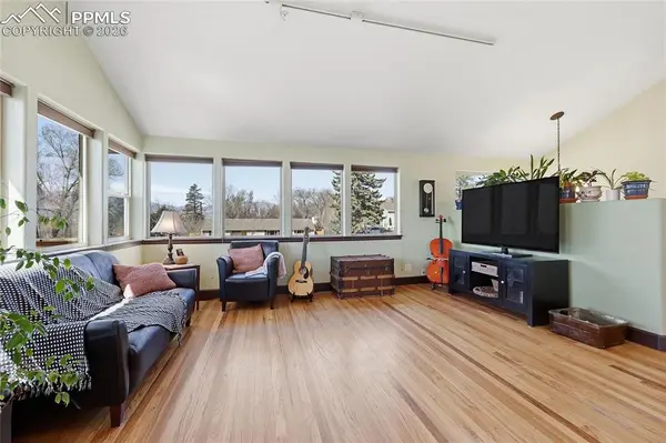 2007 Oriole AVE, Colorado Springs, CO 80909