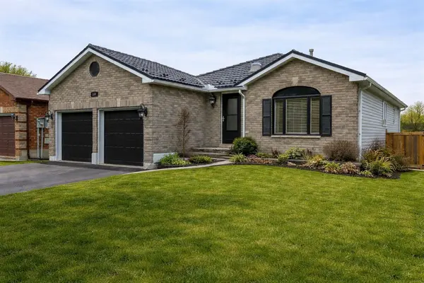 139 Columbia RD, Barrie, ON L4N 8E3