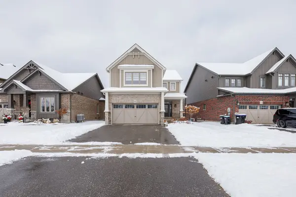 122 Plewes DR, Collingwood, ON L9Y 5M4