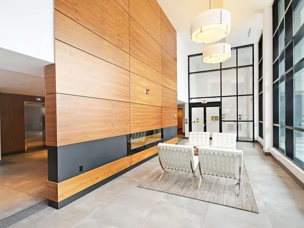 3170 Erin Mills Pkwy #131, Mississauga, ON L5L 0B6