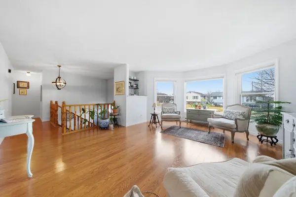 20 Argyle CRES, Prince Edward County, ON K0K 2T0