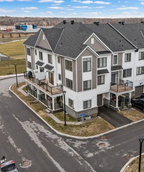 720 Hydrus Private, Barrhaven, ON K2J 7B2