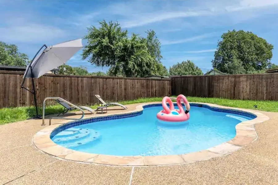 3206 Heather Glen Drive, Mesquite, TX 75150