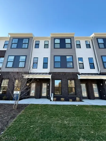 400 Willow St #405, Kearny Town, NJ 07032