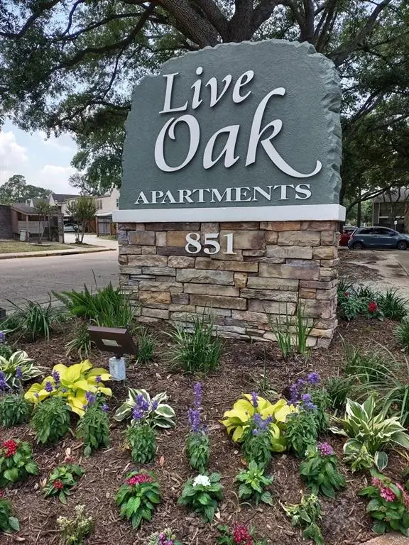 851 Threadneedle Street #1110, Houston, TX 77079