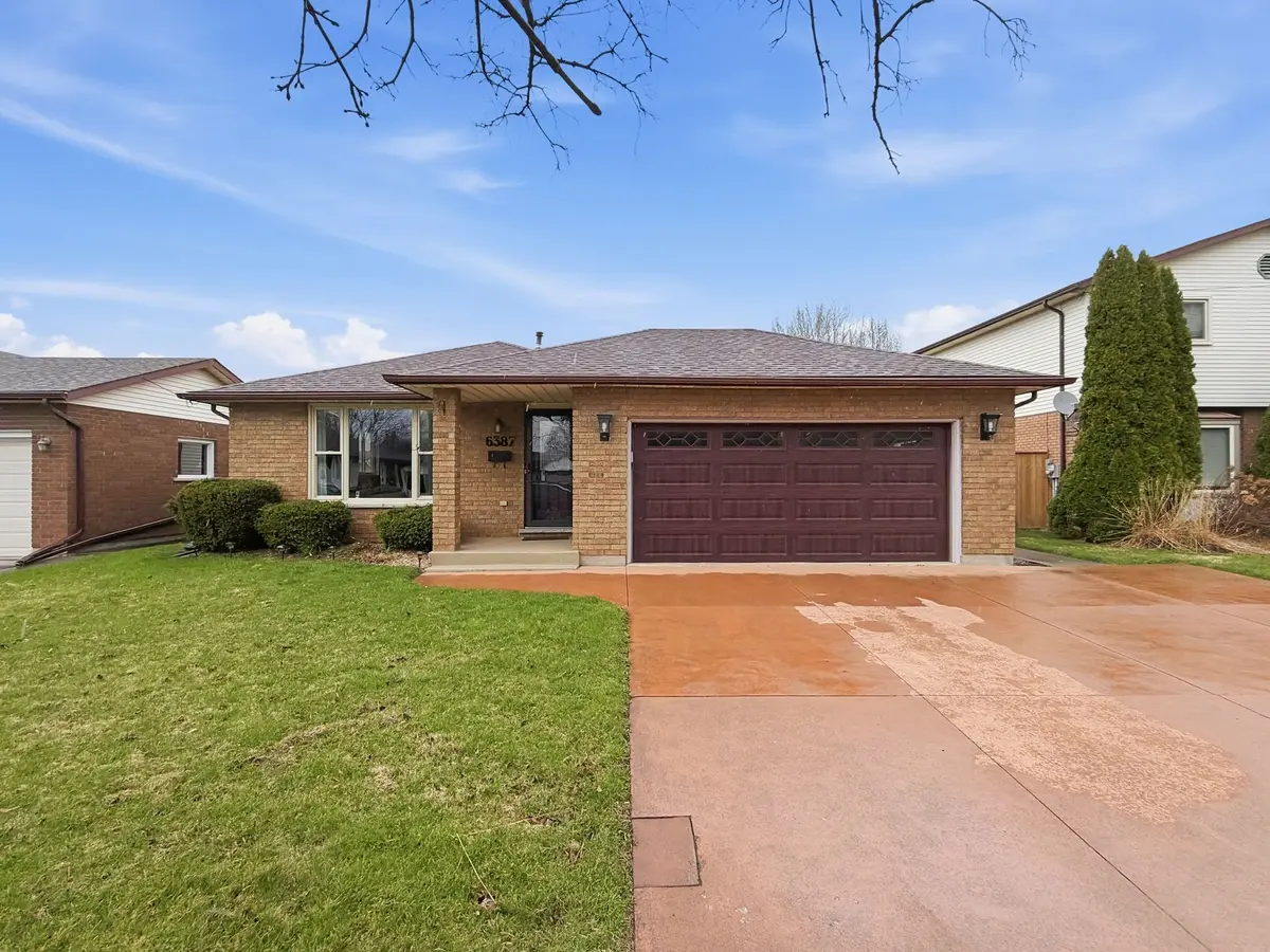 6387 Riall ST, Niagara Falls, ON L2J 1Z4