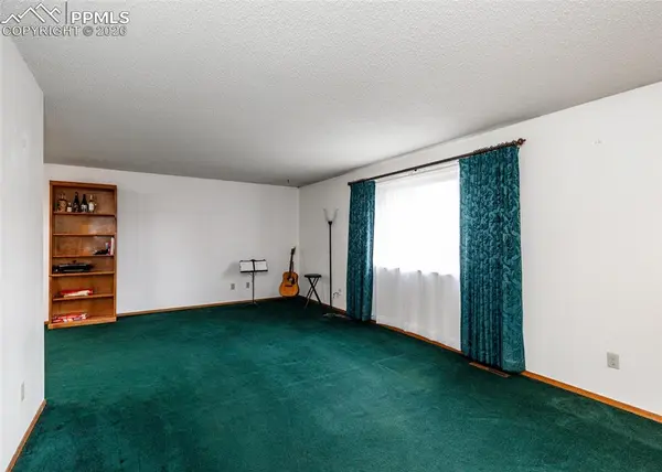 2680 Villa Loma DR, Colorado Springs, CO 80917