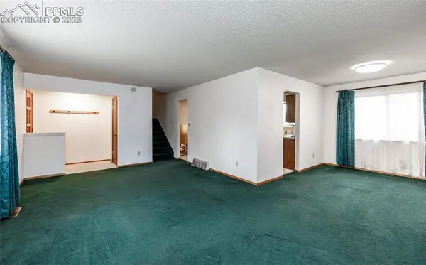 2680 Villa Loma DR, Colorado Springs, CO 80917