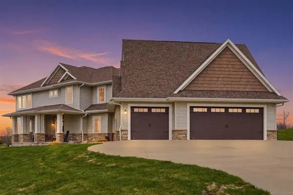 3960 Macbride Pl NE, Solon, IA 52333