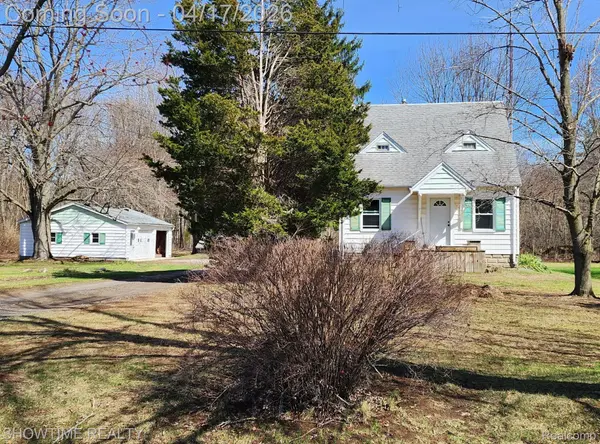 2970 Range RD, Port Huron, MI 48060