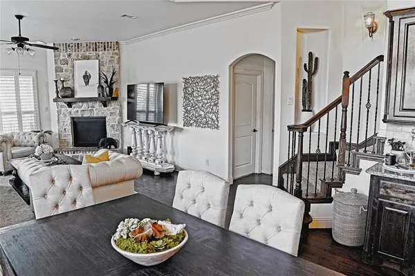 10612 Steinbeck Court, Irving, TX 75063