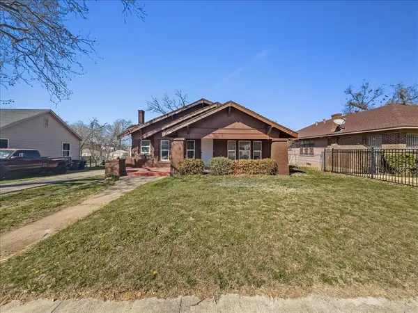 817 Marion Avenue, Fort Worth, TX 76104