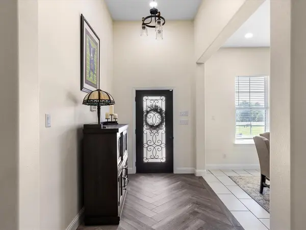 117 Coyote Cave Lane, Alvord, TX 76225