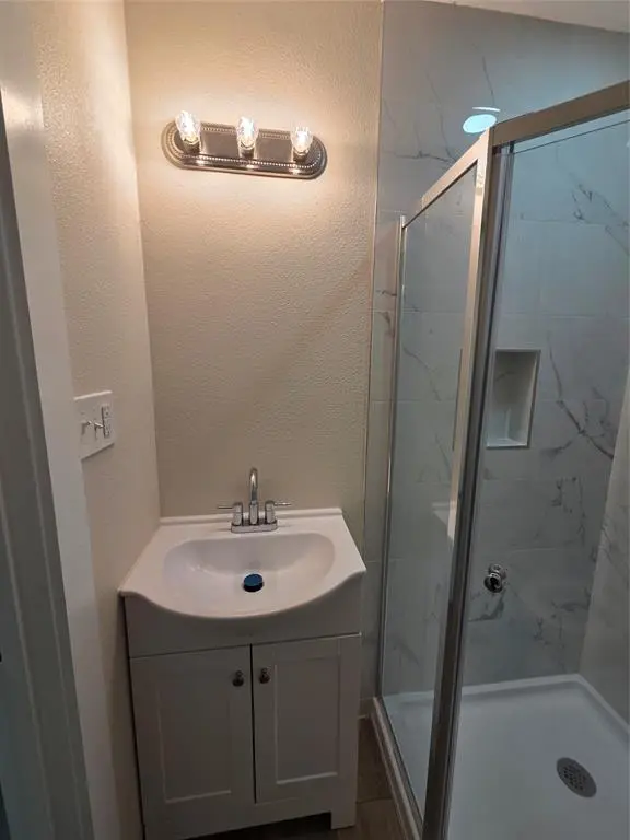 501 White Street, Whitesboro, TX 76273